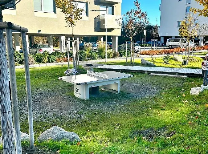S Klimatizáciou A Balkónom Pri Letisku Bts *