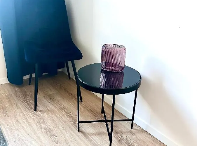 S Klimatizáciou A Balkónom Pri Letisku Bts