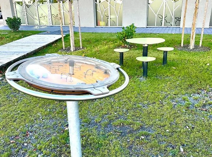 Apartament S Klimatizaciou A Balkonom Pri Letisku Bts *